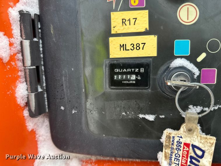 image for item DT6481 2007 JLG 400S boom lift