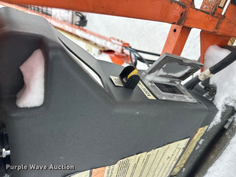 image for item DT6481 2007 JLG 400S boom lift