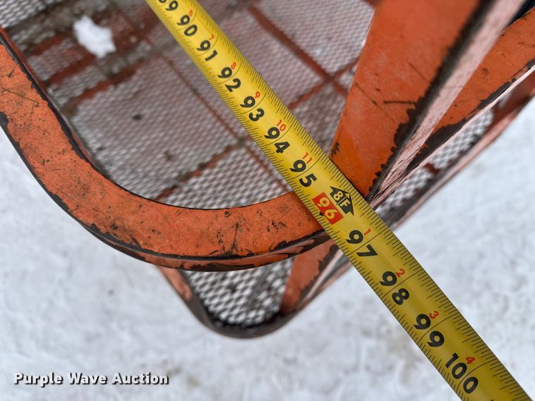 image for item DT6481 2007 JLG 400S boom lift