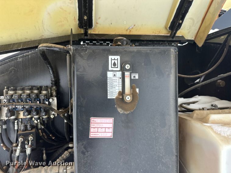 image for item DT6481 2007 JLG 400S boom lift