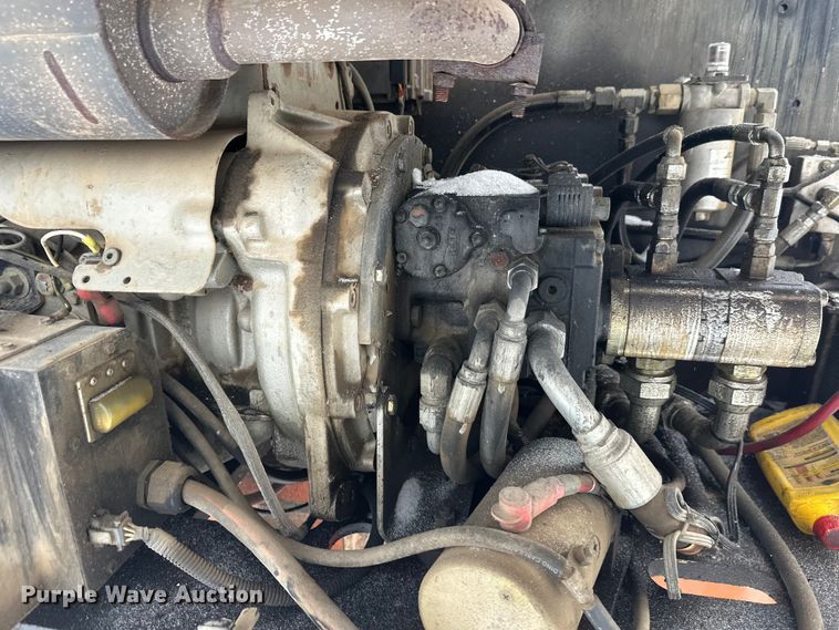 image for item DT6481 2007 JLG 400S boom lift