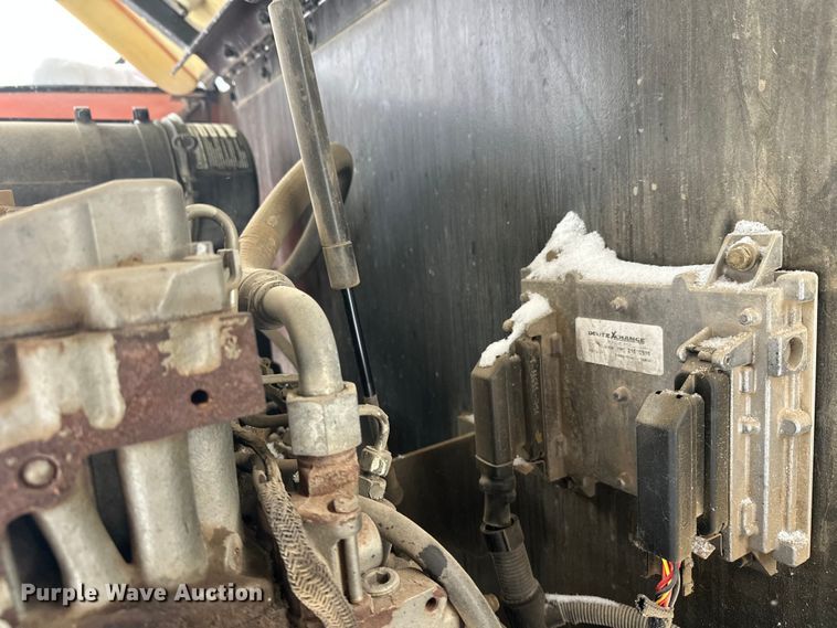 image for item DT6481 2007 JLG 400S boom lift