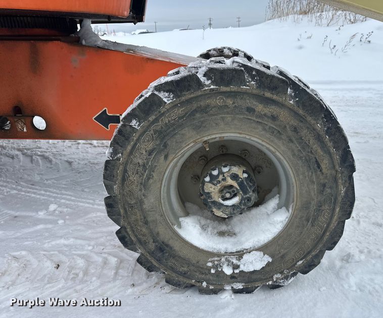 image for item DT6481 2007 JLG 400S boom lift