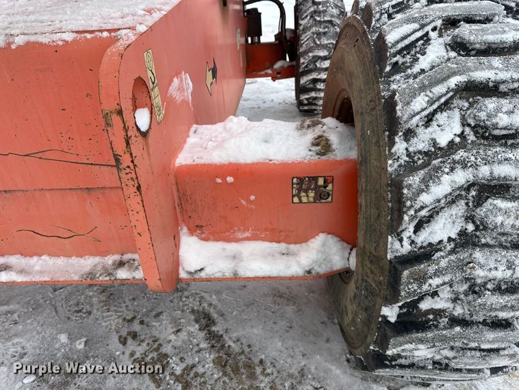 image for item DT6483 2006 JLG 600S boom lift