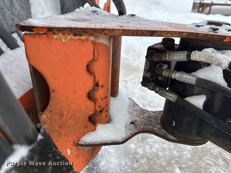 image for item DT6483 2006 JLG 600S boom lift