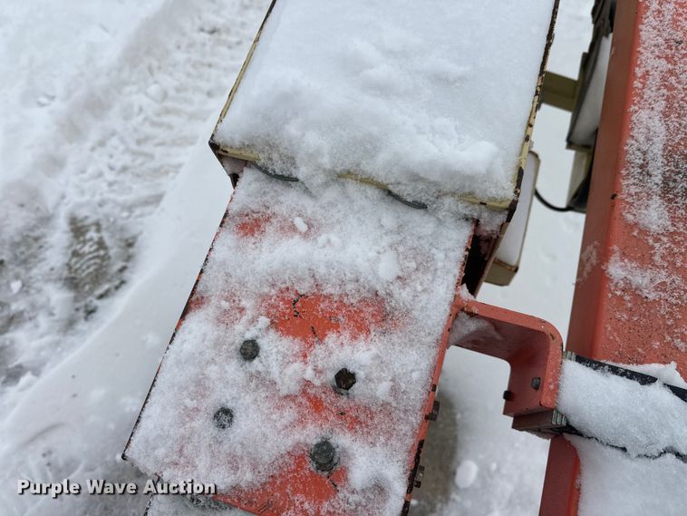 image for item DT6483 2006 JLG 600S boom lift