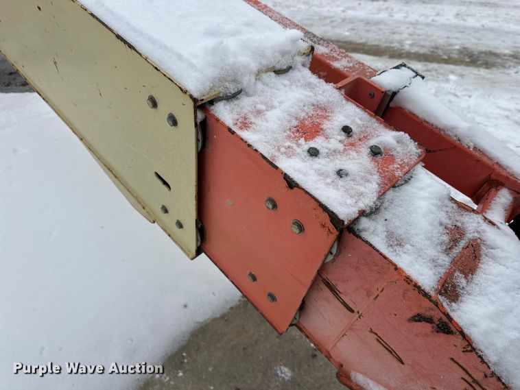 image for item DT6483 2006 JLG 600S boom lift