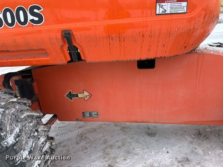 image for item DT6483 2006 JLG 600S boom lift
