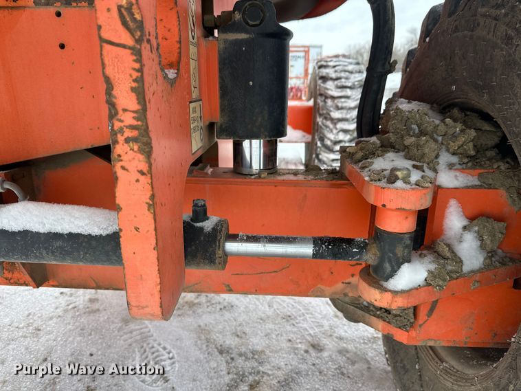 image for item DT6483 2006 JLG 600S boom lift