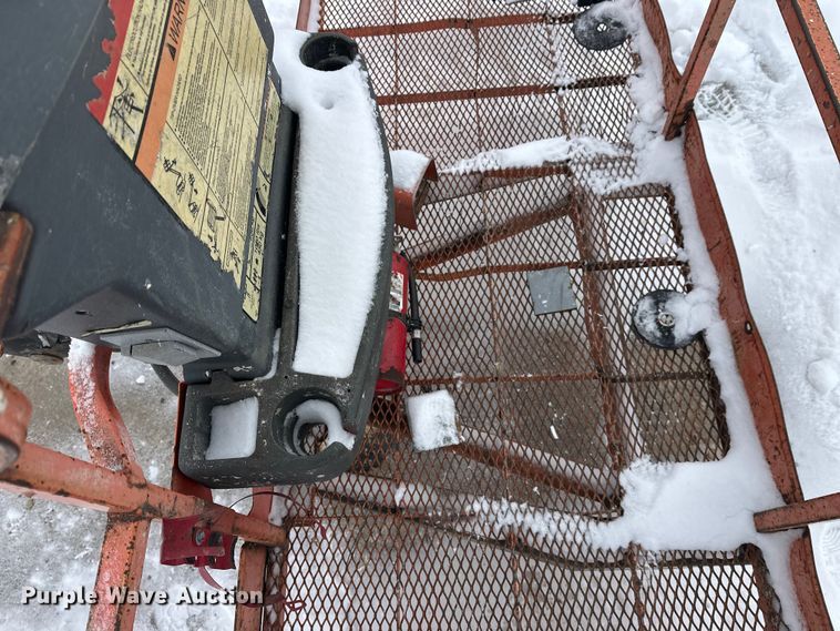 image for item DT6483 2006 JLG 600S boom lift