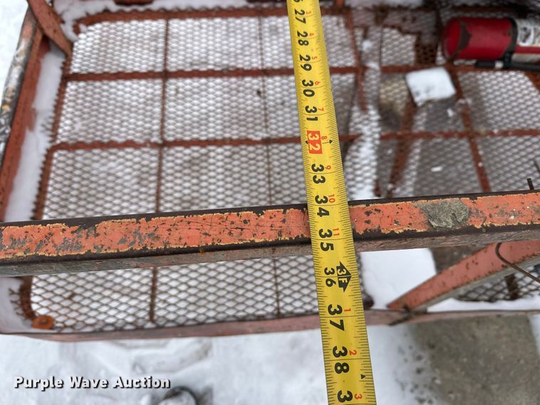 image for item DT6483 2006 JLG 600S boom lift