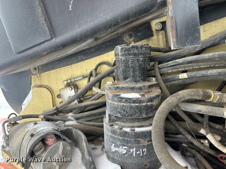 image for item DT6483 2006 JLG 600S boom lift