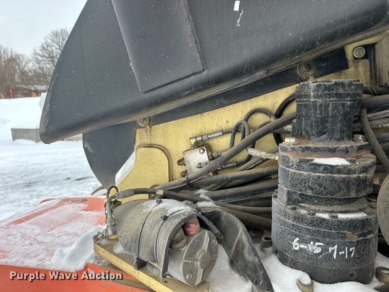 image for item DT6483 2006 JLG 600S boom lift