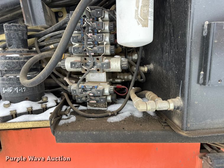 image for item DT6483 2006 JLG 600S boom lift