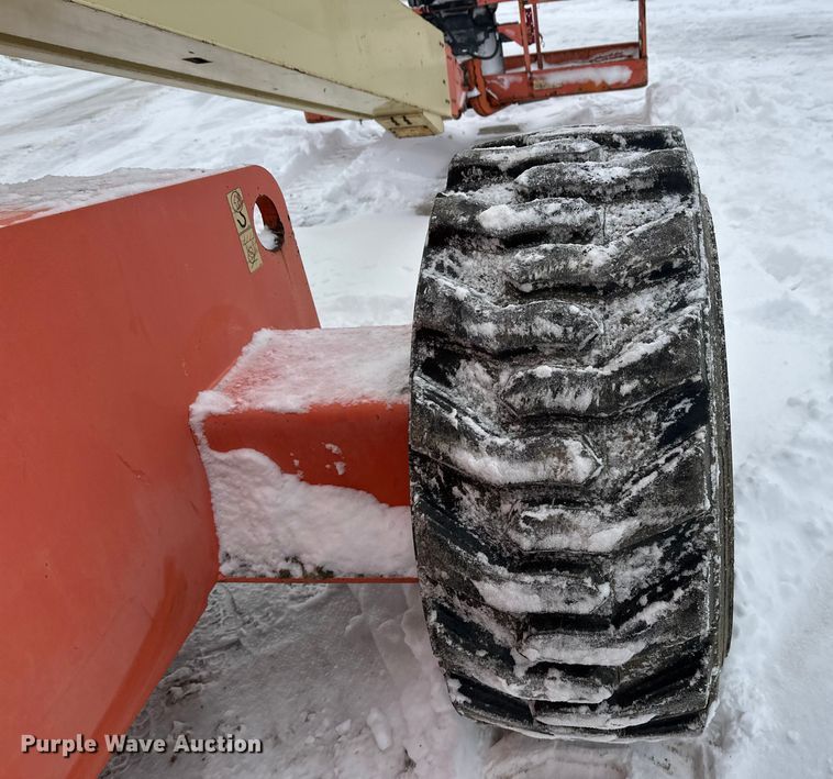 image for item DT6483 2006 JLG 600S boom lift