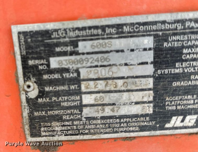 image for item DT6483 2006 JLG 600S boom lift