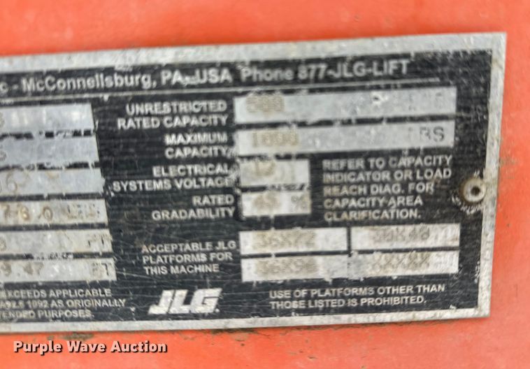 image for item DT6483 2006 JLG 600S boom lift