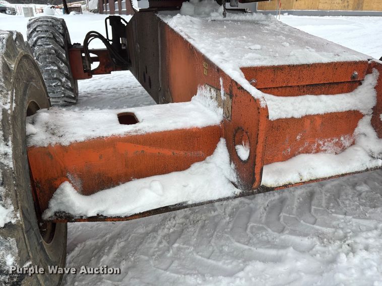 image for item DT6484 2001 JLG 400S boom lift