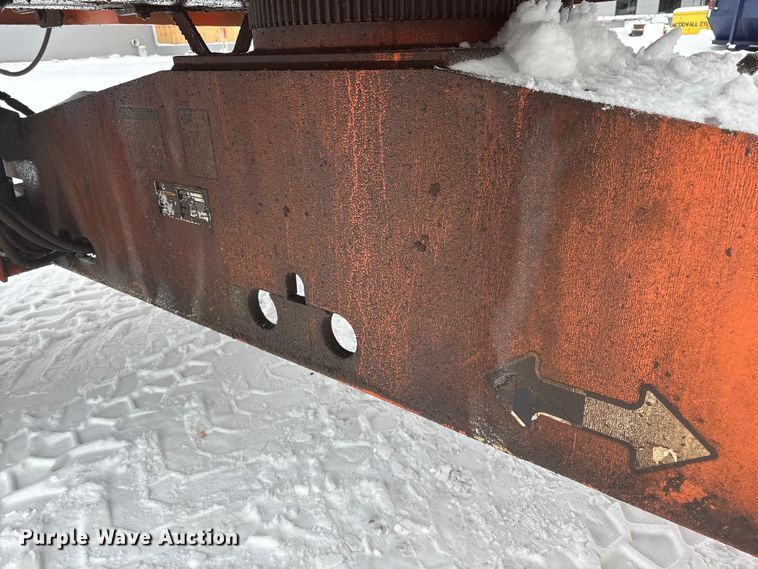 image for item DT6484 2001 JLG 400S boom lift