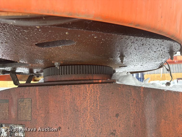 image for item DT6484 2001 JLG 400S boom lift