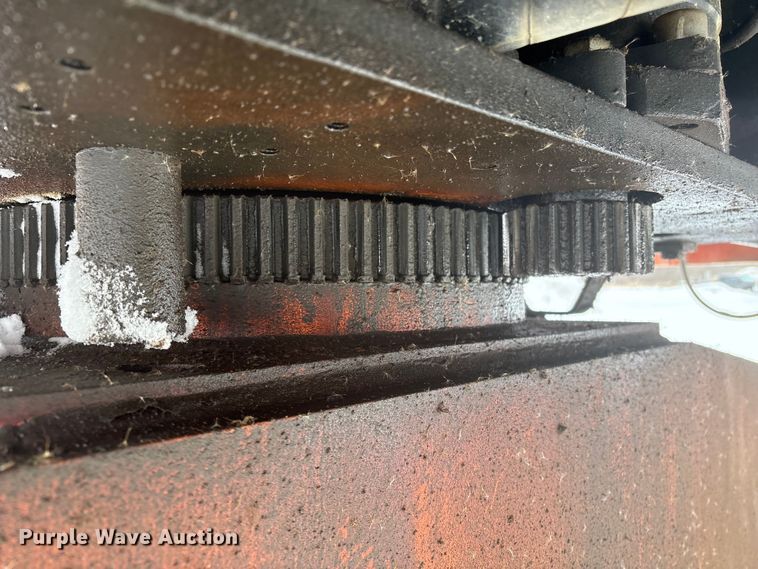 image for item DT6484 2001 JLG 400S boom lift