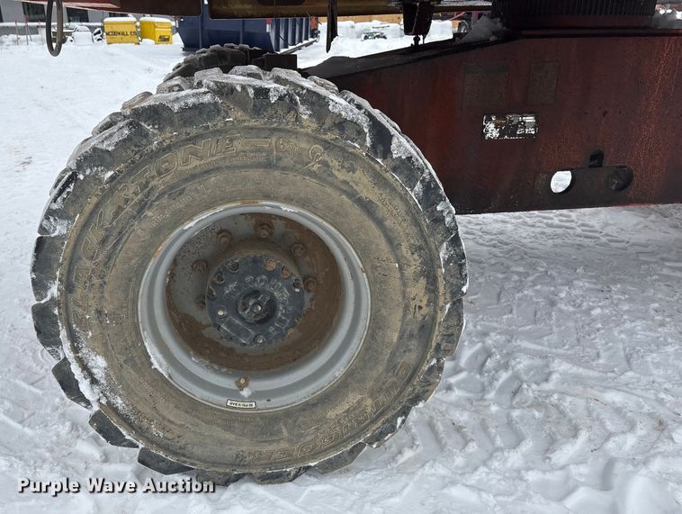 image for item DT6484 2001 JLG 400S boom lift