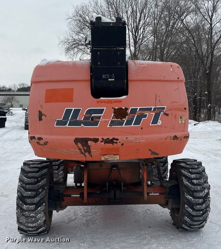 image for item DT6485 2013 JLG 600S boom lift