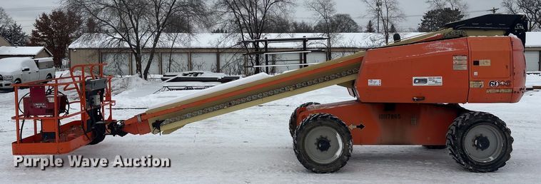 image for item DT6485 2013 JLG 600S boom lift