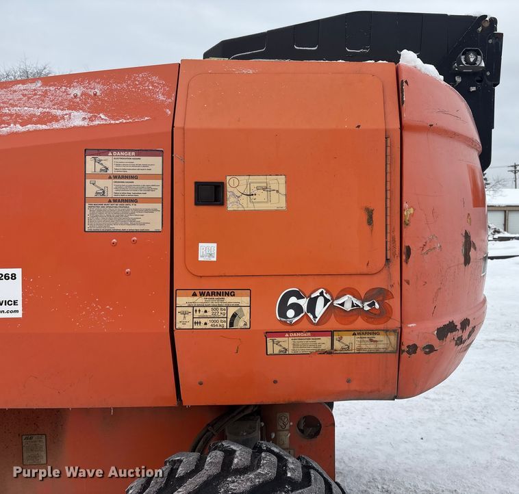 image for item DT6485 2013 JLG 600S boom lift