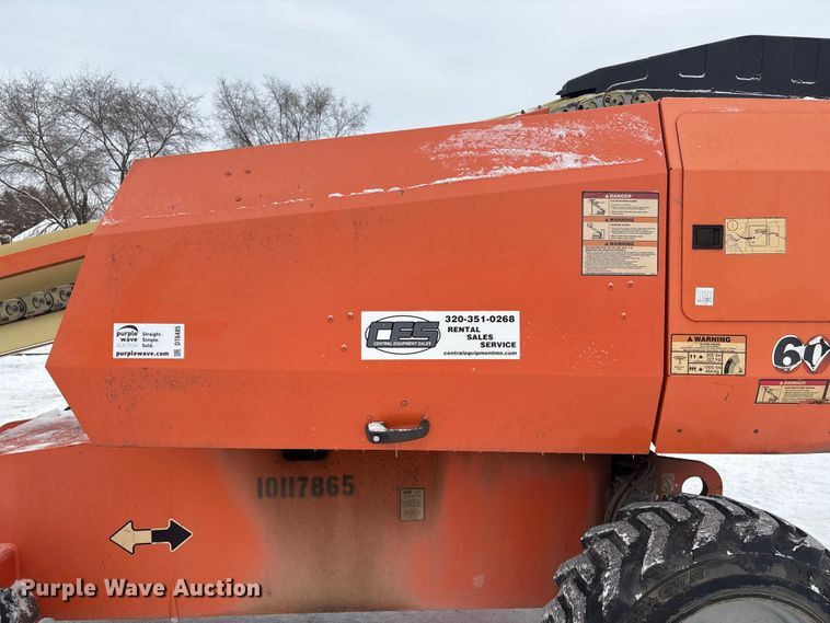 image for item DT6485 2013 JLG 600S boom lift
