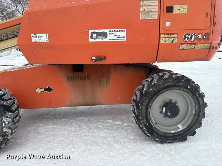 image for item DT6485 2013 JLG 600S boom lift