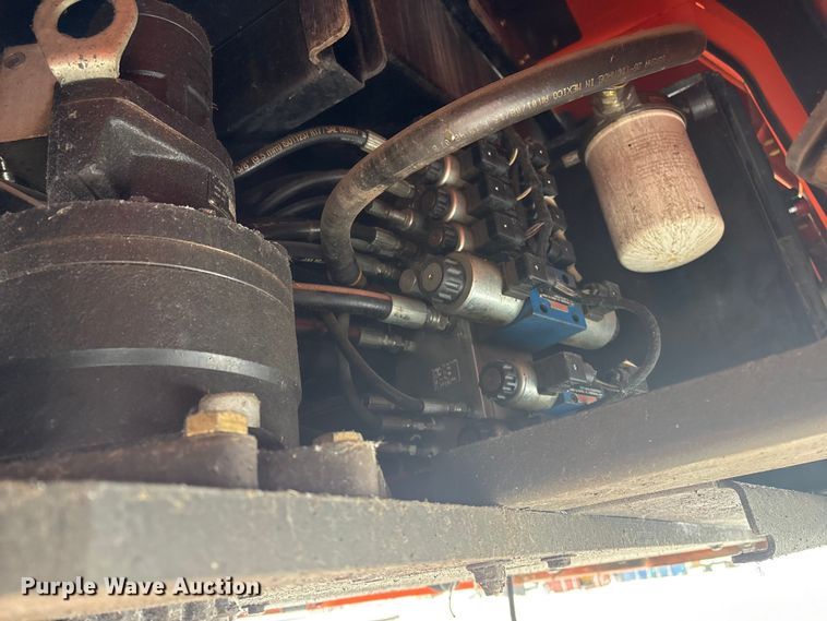 image for item DT6485 2013 JLG 600S boom lift