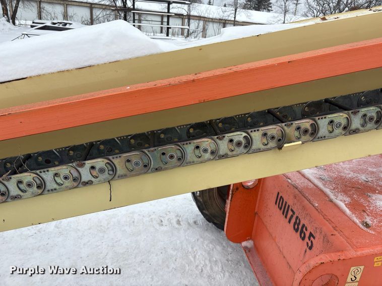 image for item DT6485 2013 JLG 600S boom lift