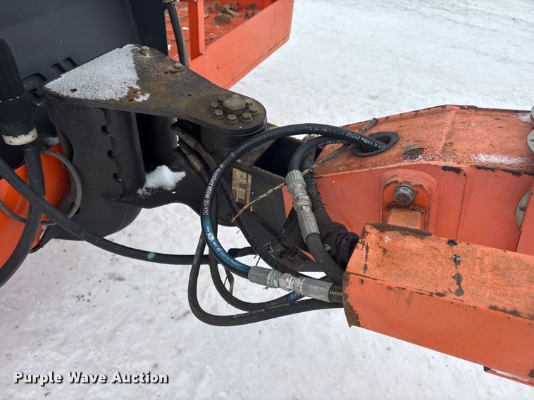 image for item DT6485 2013 JLG 600S boom lift