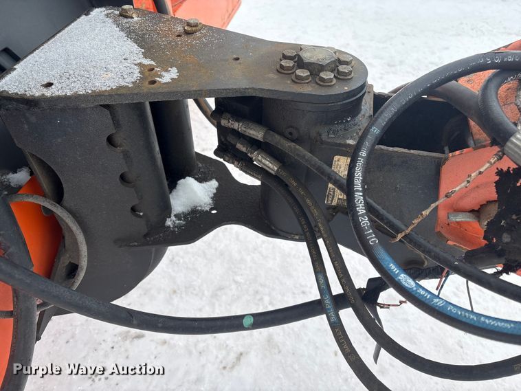 image for item DT6485 2013 JLG 600S boom lift