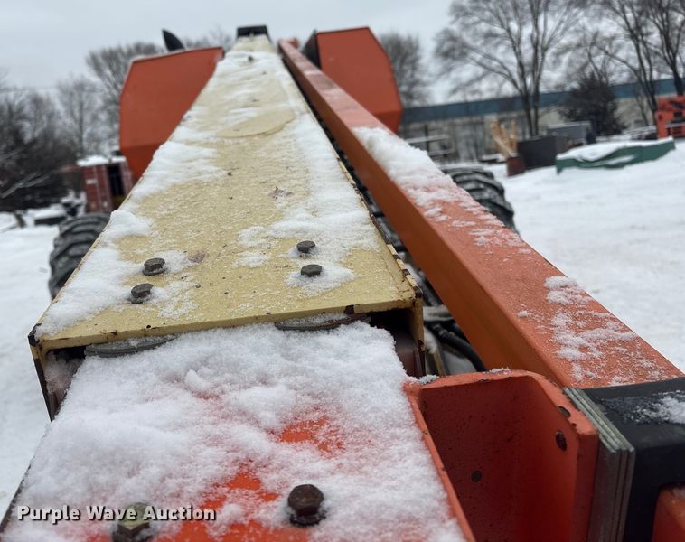 image for item DT6485 2013 JLG 600S boom lift