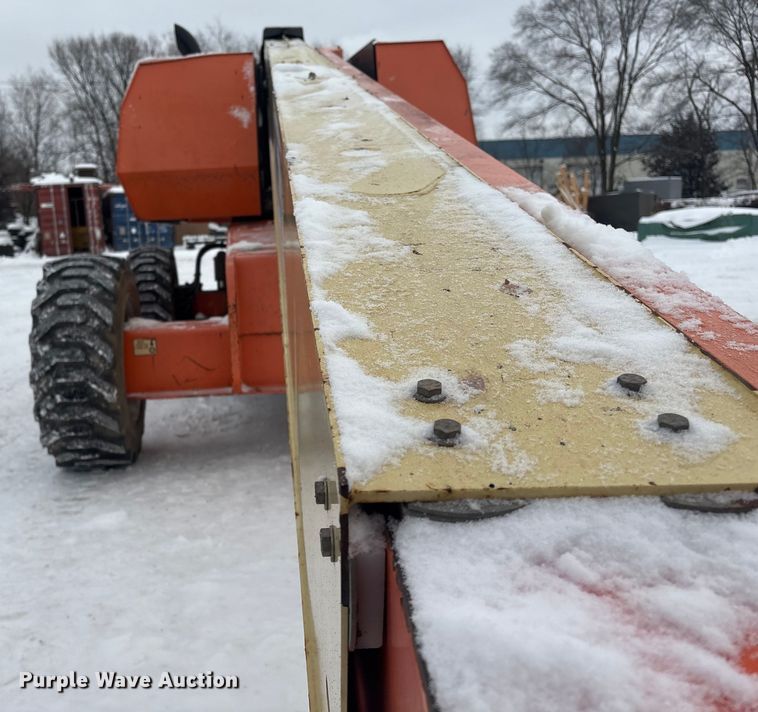 image for item DT6485 2013 JLG 600S boom lift