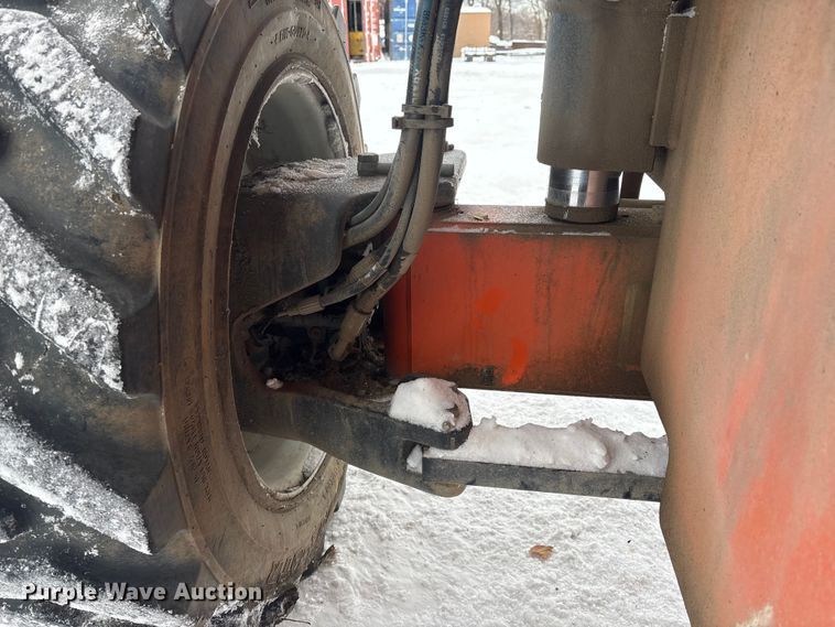 image for item DT6485 2013 JLG 600S boom lift