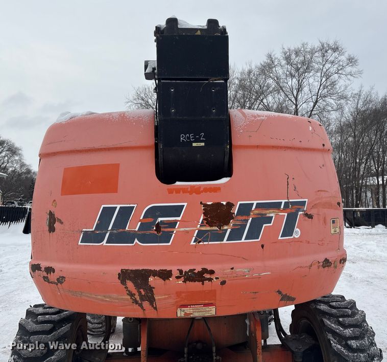 image for item DT6485 2013 JLG 600S boom lift