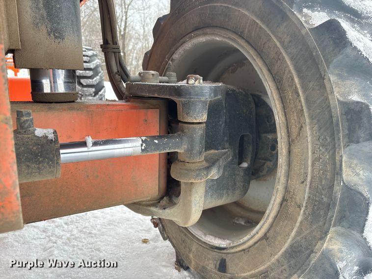 image for item DT6485 2013 JLG 600S boom lift