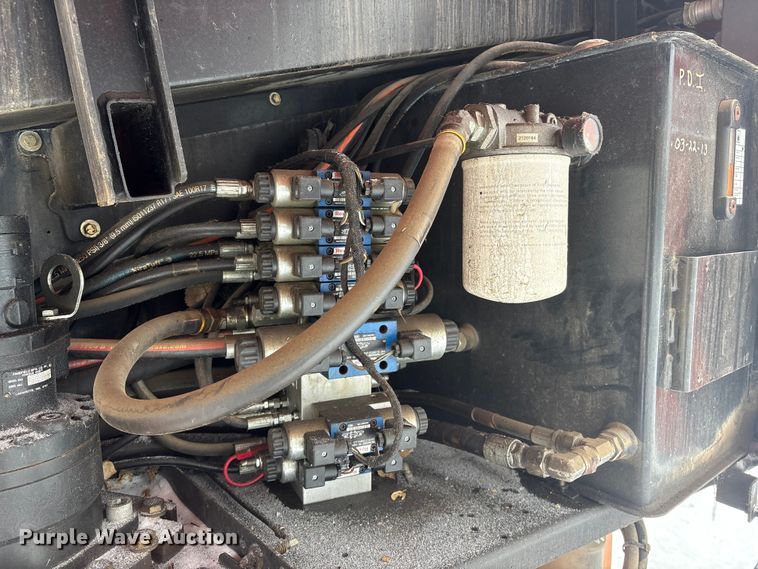 image for item DT6485 2013 JLG 600S boom lift