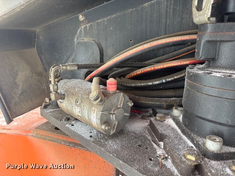 image for item DT6485 2013 JLG 600S boom lift