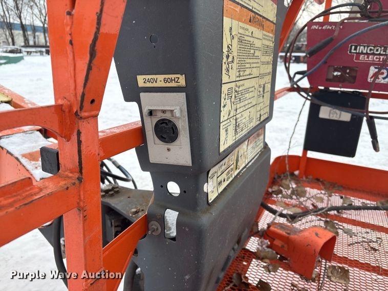 image for item DT6485 2013 JLG 600S boom lift