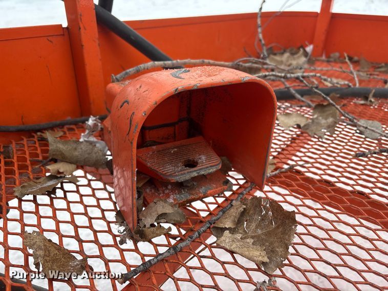 image for item DT6485 2013 JLG 600S boom lift