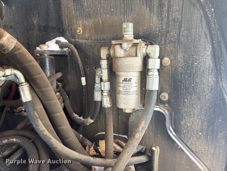 image for item DT6485 2013 JLG 600S boom lift