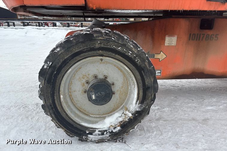 image for item DT6485 2013 JLG 600S boom lift