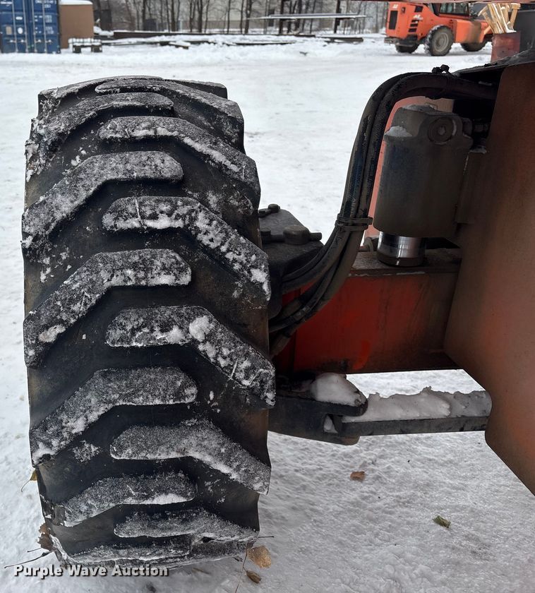 image for item DT6485 2013 JLG 600S boom lift