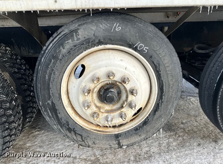 image for item DT6491 2004 International 5500i ready mix truck