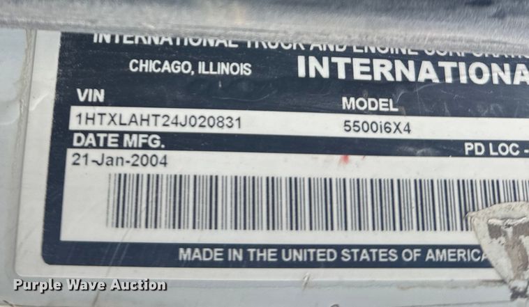 image for item DT6491 2004 International 5500i ready mix truck