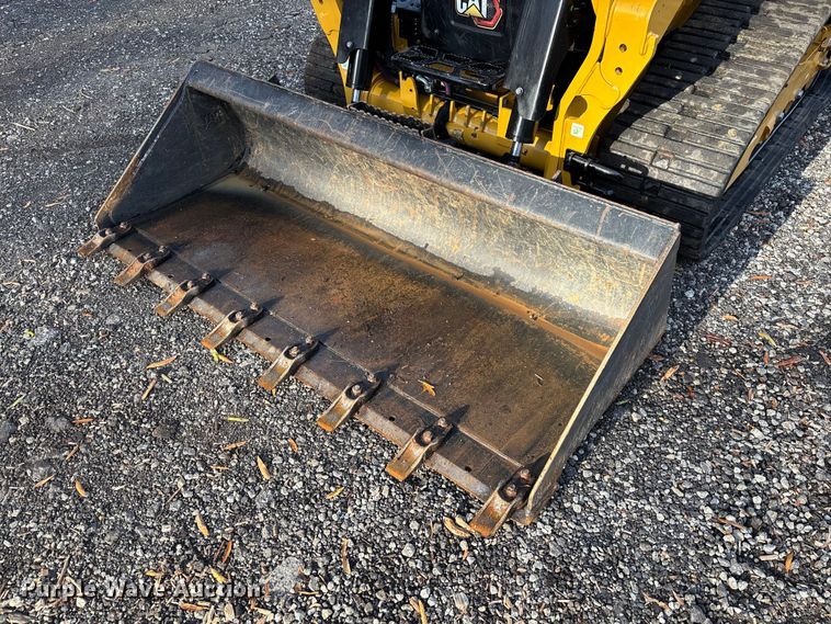 image for item DU0251 2025 Caterpillar 255 tracked skid steer loader